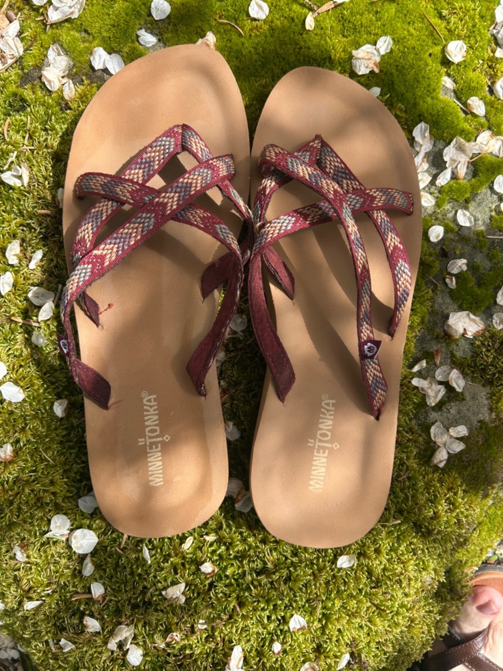 Minnetonka Women’s Maroon Braided Strap Sandals